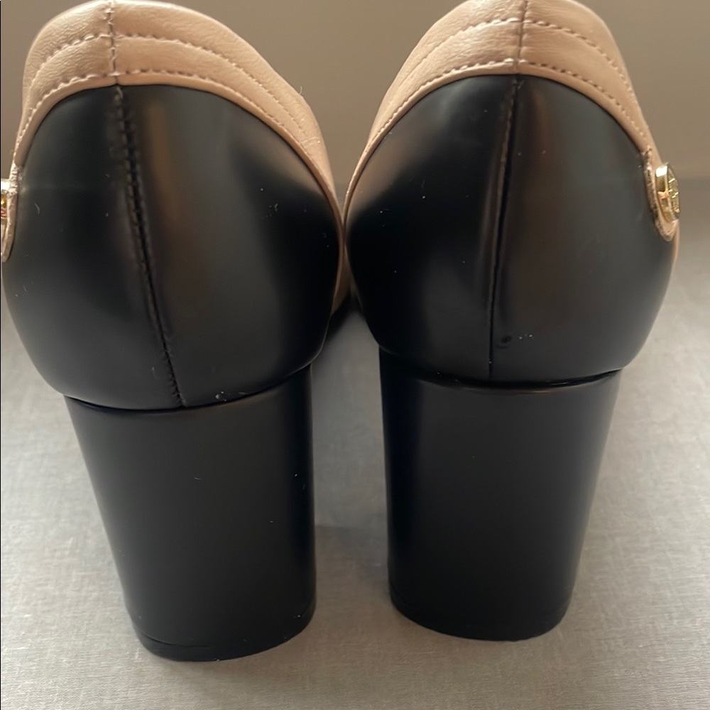Tommy Hilfinger Beige and Black Pumps Heels Size 7 - Picture 3 of 13